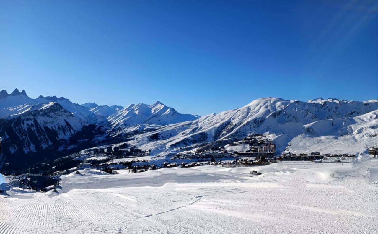 Superbe appartement à 50m des pistes parking privé Fontcouverte-la-Toussuire Exterior foto